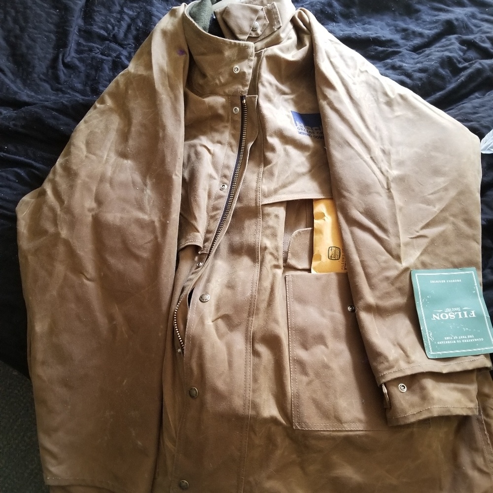 Filson Tin Cloth mens field coat W/hood